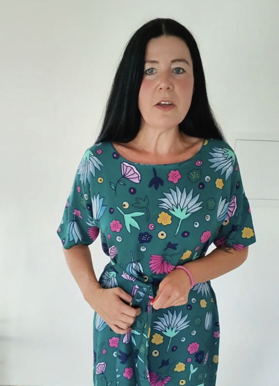 Montags - DIY #6 - Kleid - Frau Meta