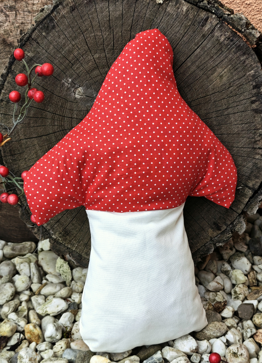 Anleitung  & Freebook - Fliegenpilz Pippa - das Pilzkissen - 38 cm