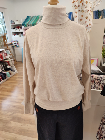 FRAU OKE - Pullover mit gekräuseltem Ärmel - PAPIERSCHNITT