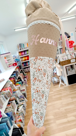 Baumwollstoff - Lilly - Blümchen - braun - natur